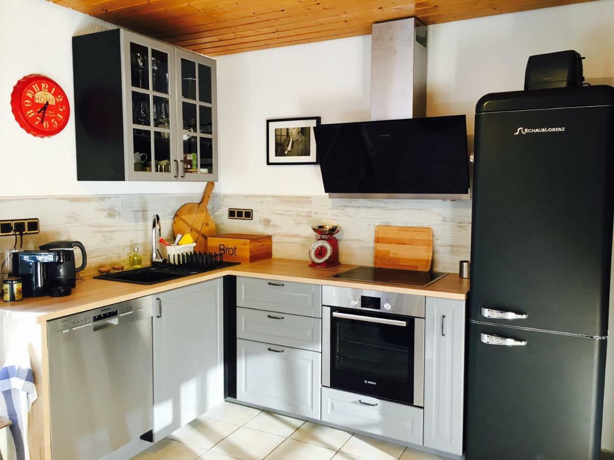 Gaestehaus Sellemols Ferienhaus Winzer Heuchelheim-Klingen Buitenkant foto