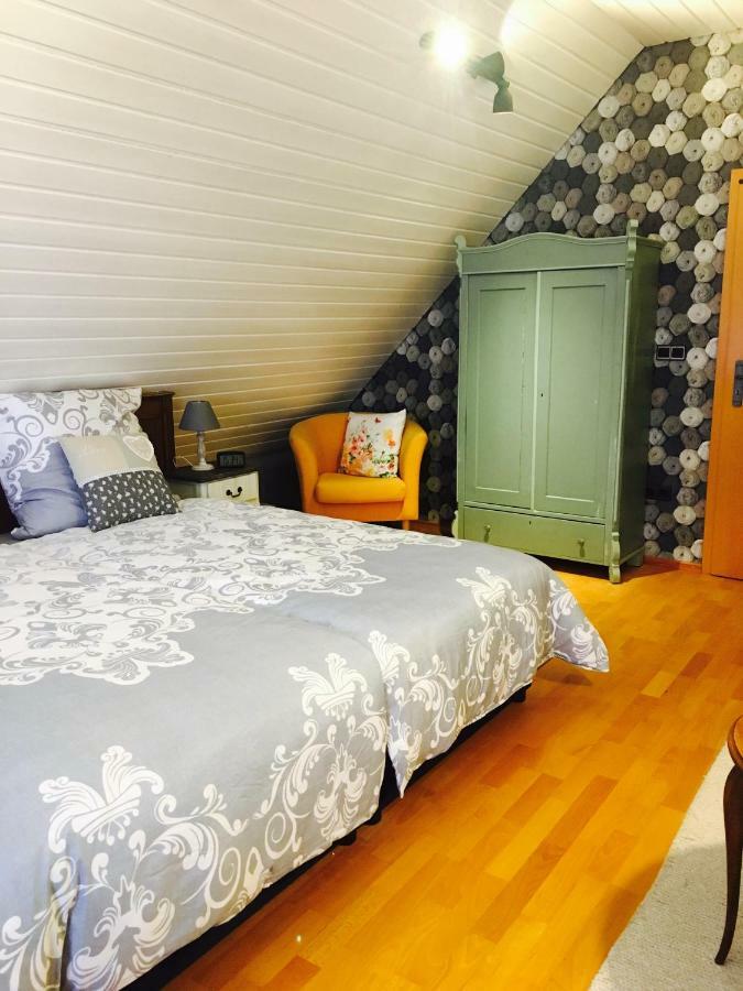 Gaestehaus Sellemols Ferienhaus Winzer Heuchelheim-Klingen Buitenkant foto