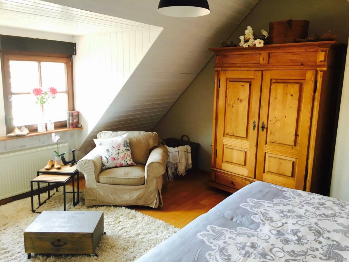 Gaestehaus Sellemols Ferienhaus Winzer Heuchelheim-Klingen Buitenkant foto